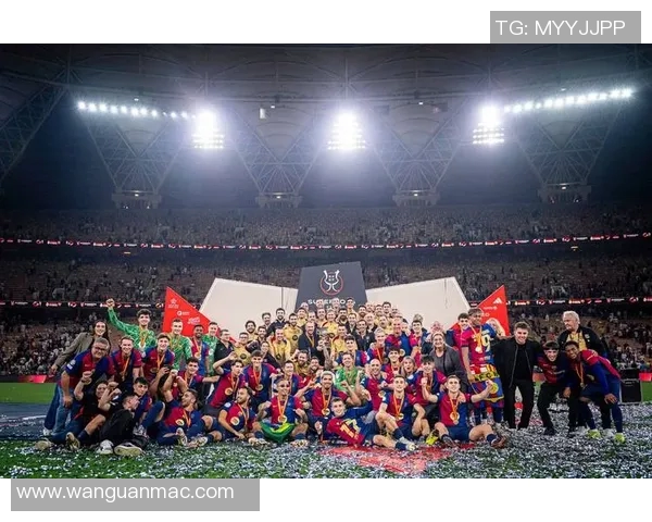 利物浦与巴萨巅峰对决高清图集展现精彩瞬间与激情时刻